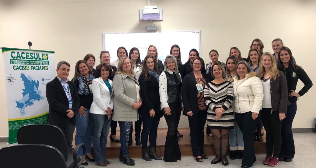 COMO ESTÁ A REPRESENTATIVIDADE FEMININA NA SUA ASSOCIAÇÃO COMERCIAL?