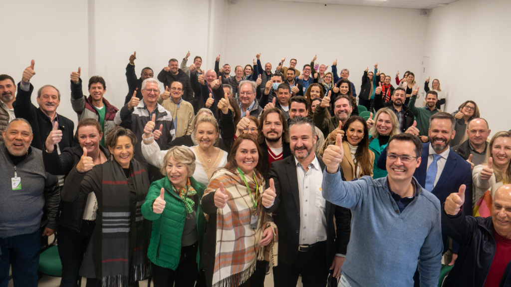 Projeto 200+ enfatiza o voto consciente e importância da participação cidadã
